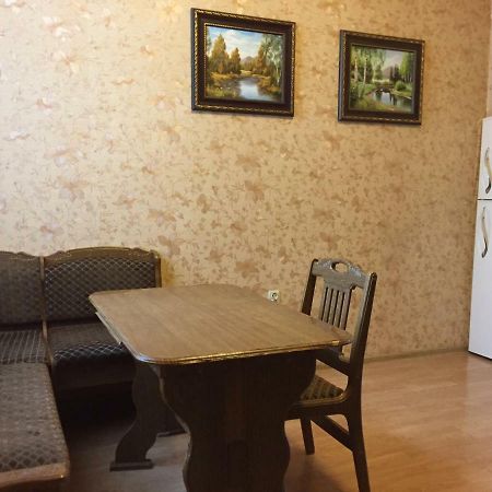 Затишна Квартира В Центрі Міста Τερνόπιλ Εξωτερικό φωτογραφία