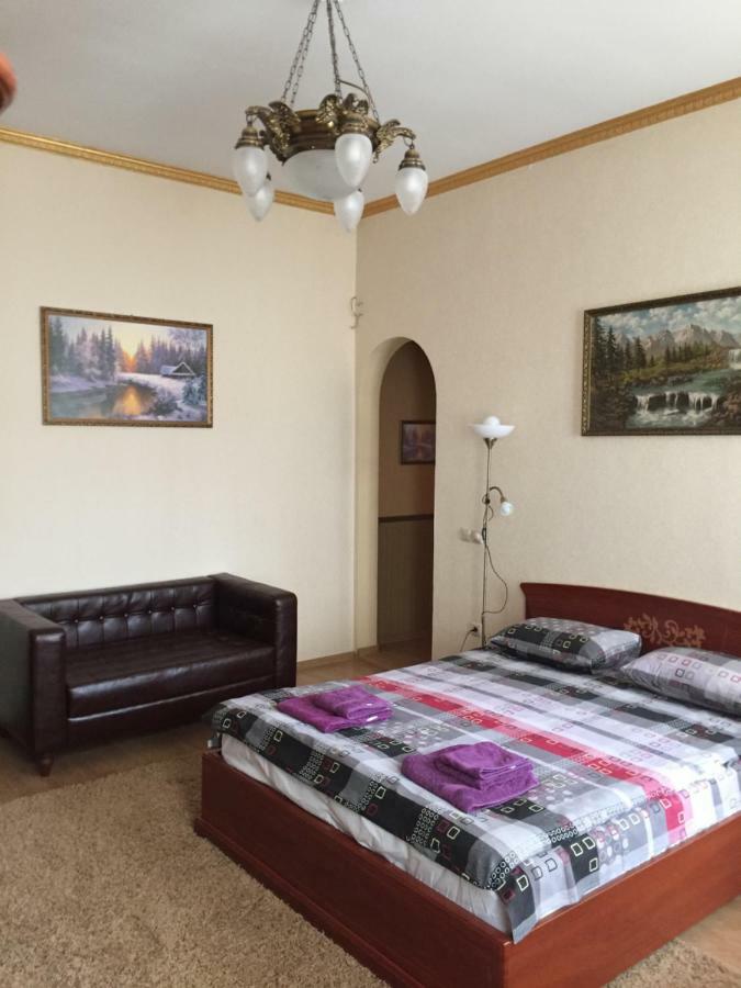 Затишна Квартира В Центрі Міста Τερνόπιλ Εξωτερικό φωτογραφία